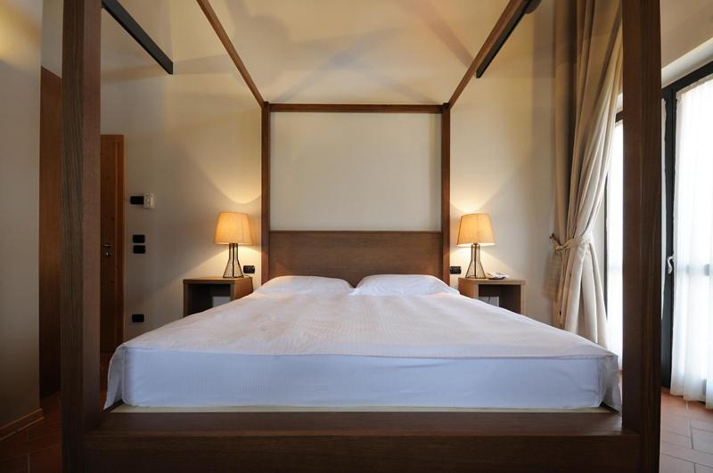 Agriturismo Colombarino Villa Desenzano del Garda Oda fotoğraf