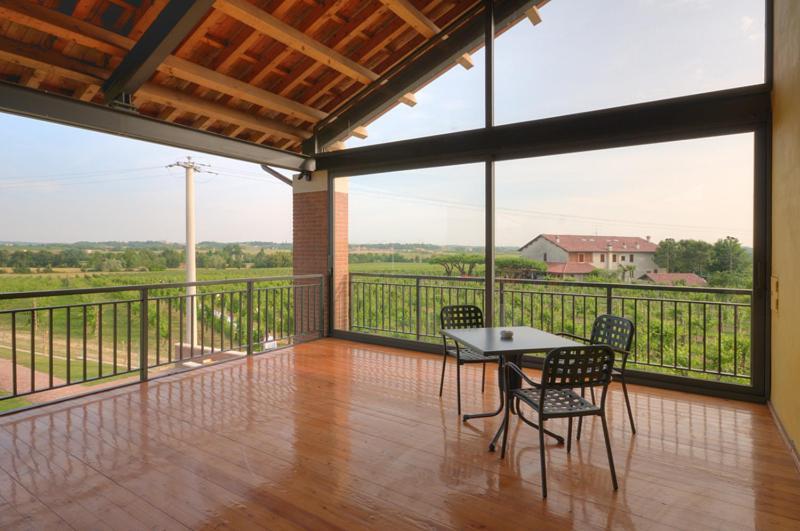 Agriturismo Colombarino Villa Desenzano del Garda Oda fotoğraf